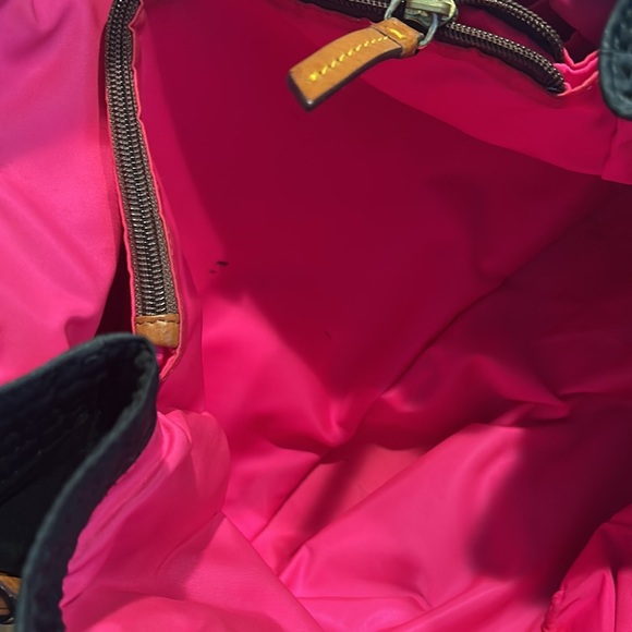 Dooney and Bourke commuter bag! - Picture 6 of 13